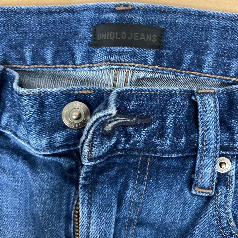 Uniqlo Blue Denim Jeans Straight Leg Medium Wash 321-455473 Size 28x32